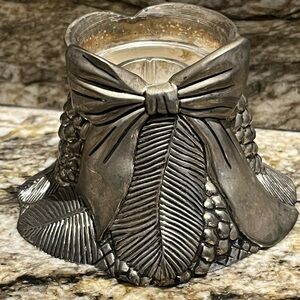Godinger Silver Leaf Bow Candle Holder
